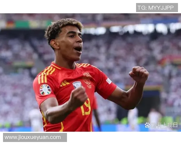 2025年全球足球球星热度排名揭晓 谁才是足坛最具人气的超级巨星 2025年全球足球球星热度排名揭晓 谁才是足坛最具人气的超级巨星